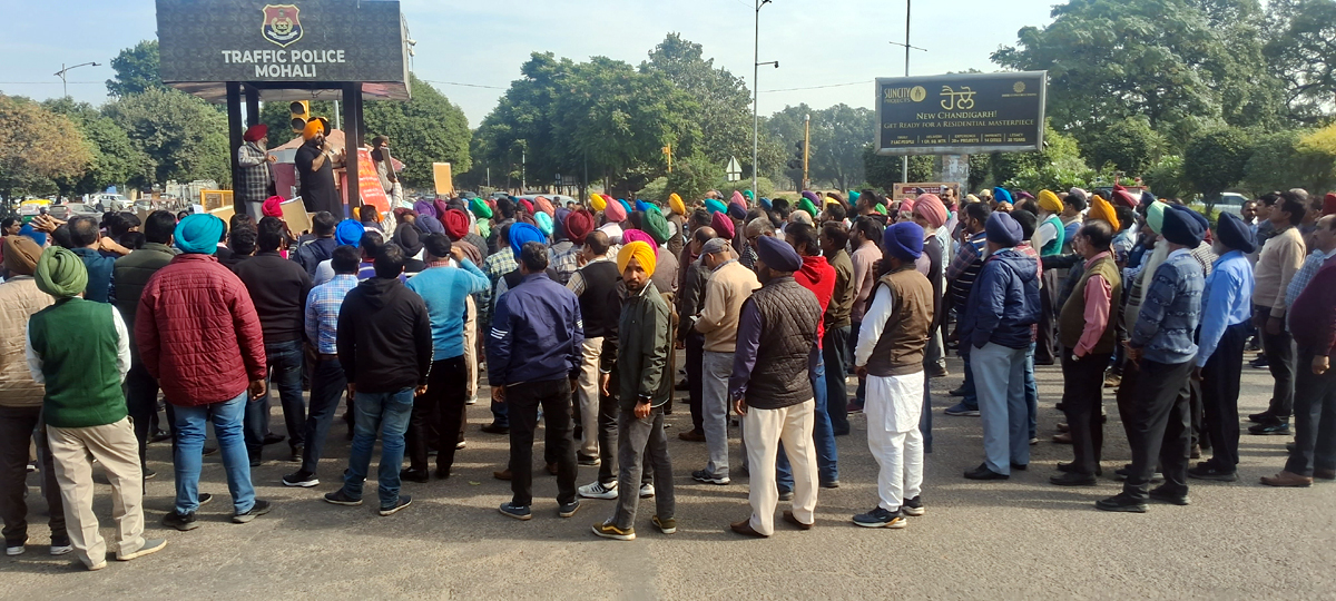 The Education Board employees held a protest march on the streets of Mohali to release the outstanding amount, holding anti-government placards and shouting slogans.